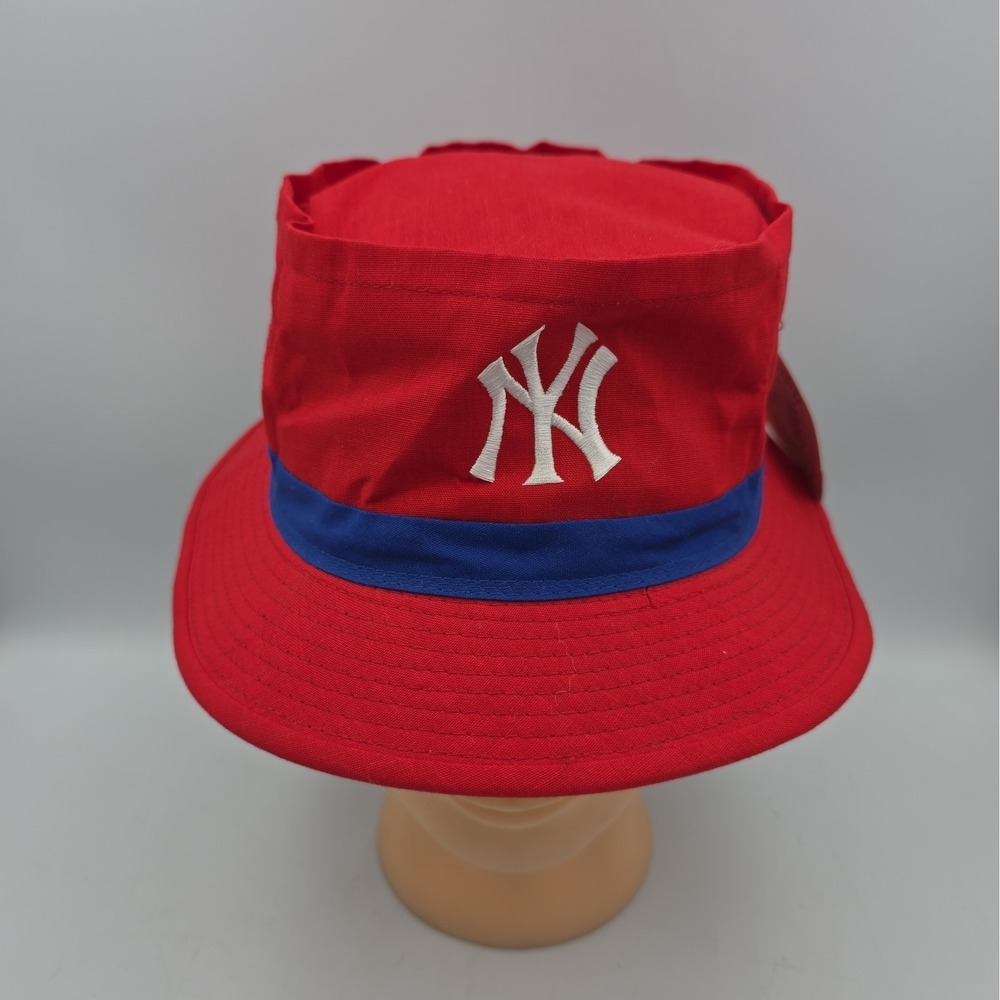Vintage New York Yankees Baseball Red Bucket Hat Medium The Cap